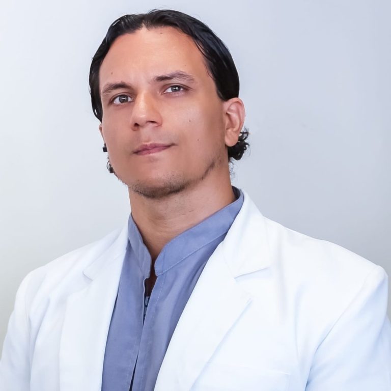 «Перу с его биоразнообразием могло бы стать мировым лидером» — врач из Перу о медицинском каннабисе, стигме и будущем терапии